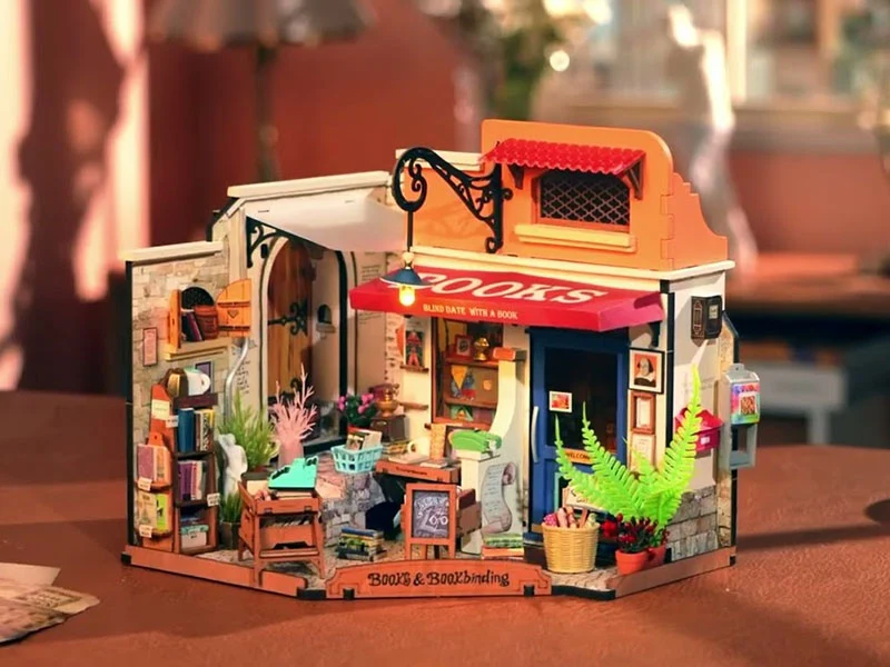 Pièce miniature Librairie du coin DIY - Rolife