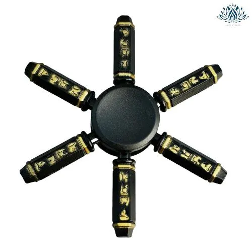 Hand spinner nunchaku