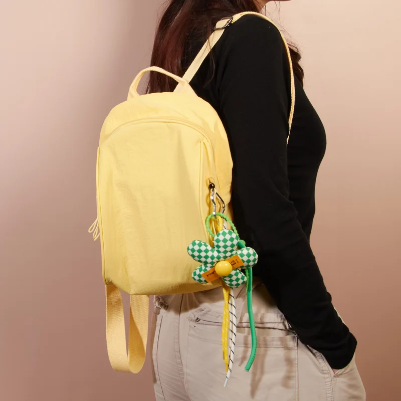 MINI SAC A DOS JAUNE