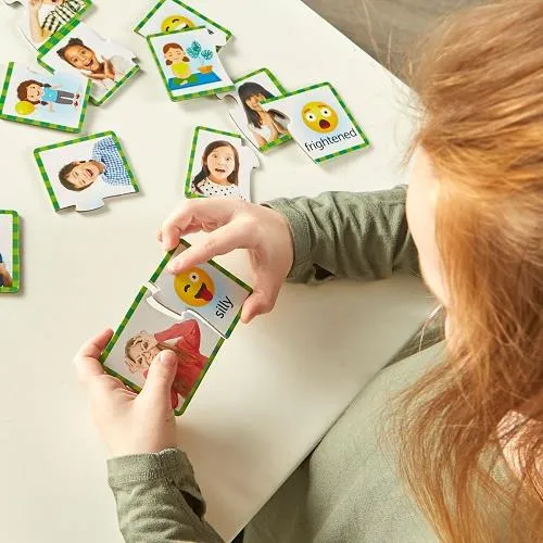 Learning Resources Feelings and Emotions Puzzle Cards - Cartes Sentiments et émotions