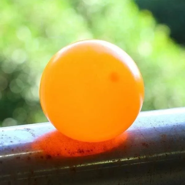 Balle Anti-Stress Collante : Adhésive et Relaxante