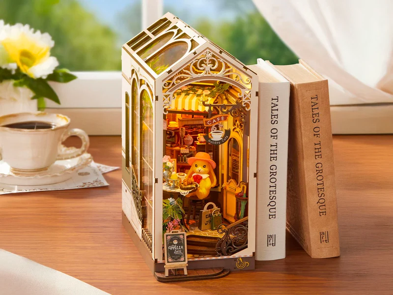 Maquette Holiday Café - Robotime