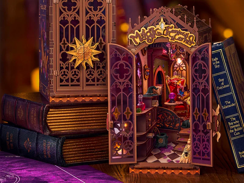Book Nook Boutique de magie - Robotime