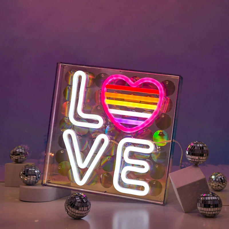 LAMPE EFFET NEON LOVE