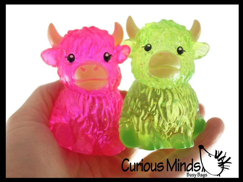 Single Highland Cow Shaped Ball