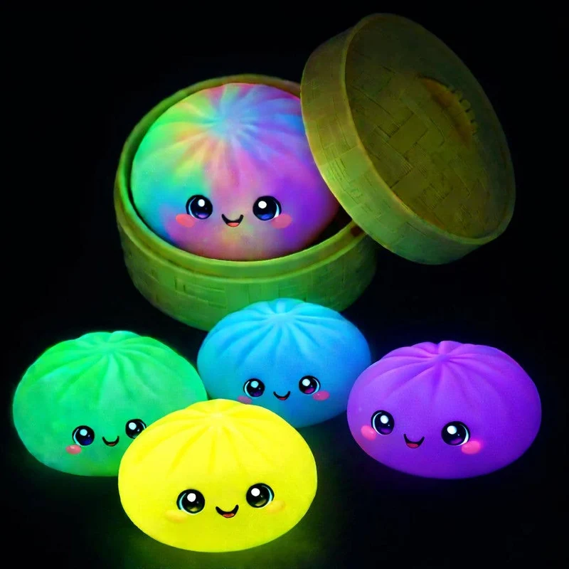 Single 4" Mystery Squishy Dumpling - Glow in the Dark