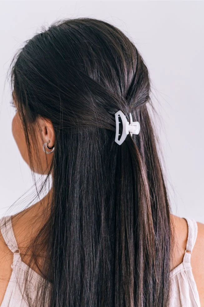 TELETIES Open Coconut White Tiny Claw Hair Clip for Kids