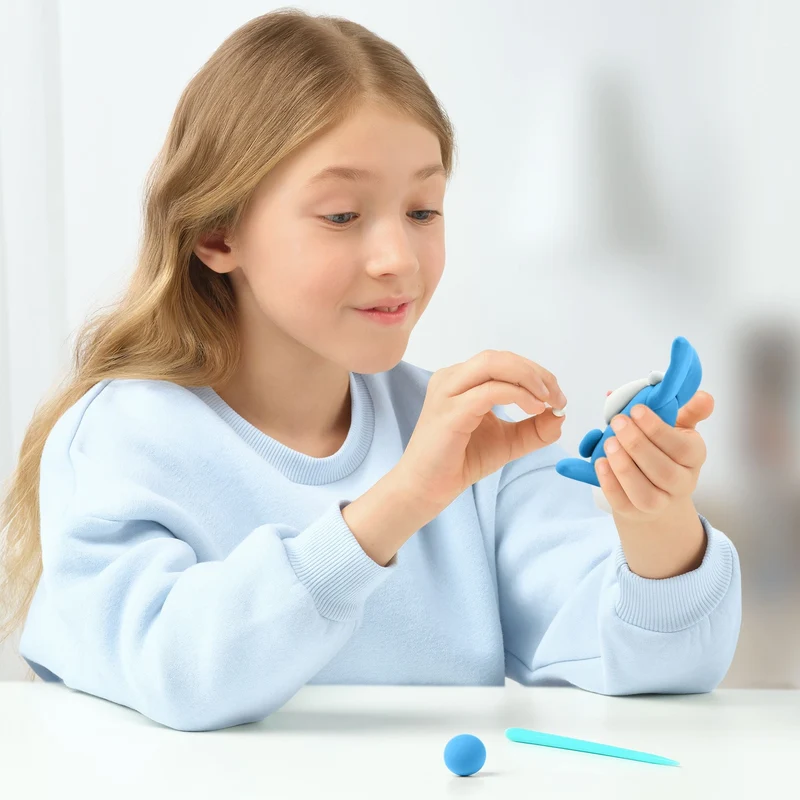 Hey Clay Animals Air-Dry Modeling Clay Set with Interactive App