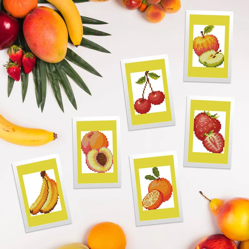 Mini Dazzles™ - Fruits Diamond Art