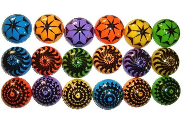 Geometric Dome Poppers (Purple Triangles) - Poppers géométriques en dôme (Triangles violets)