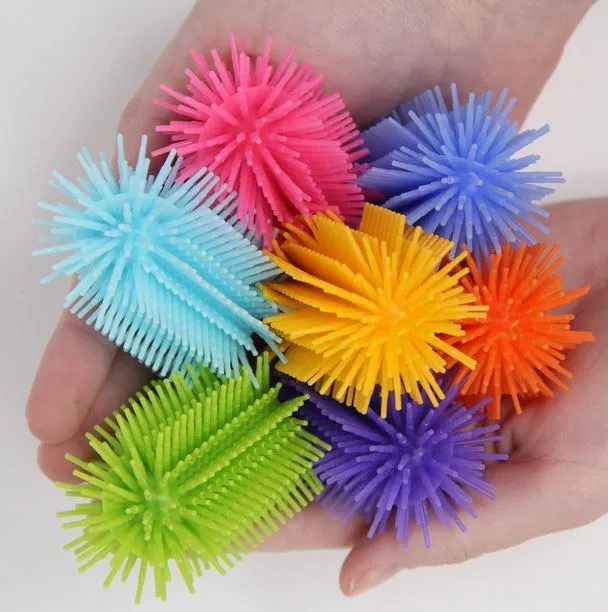 Spike Pencil Tops (Orange) / Embouts de crayons (orange)