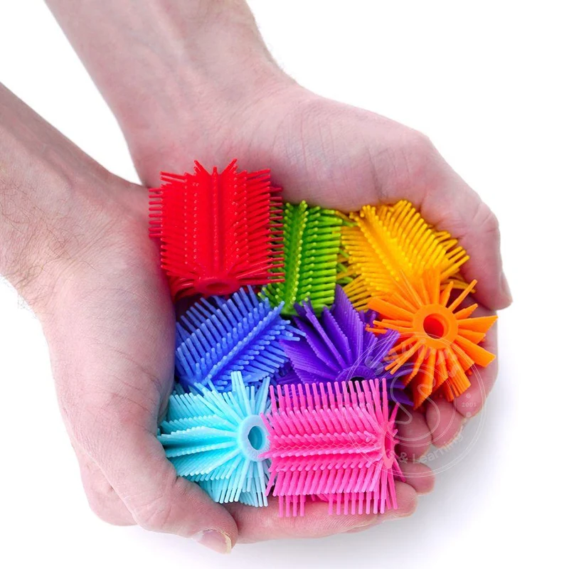 Spike Pencil Grippers (Purple) / Pinces à crayons (violettes)