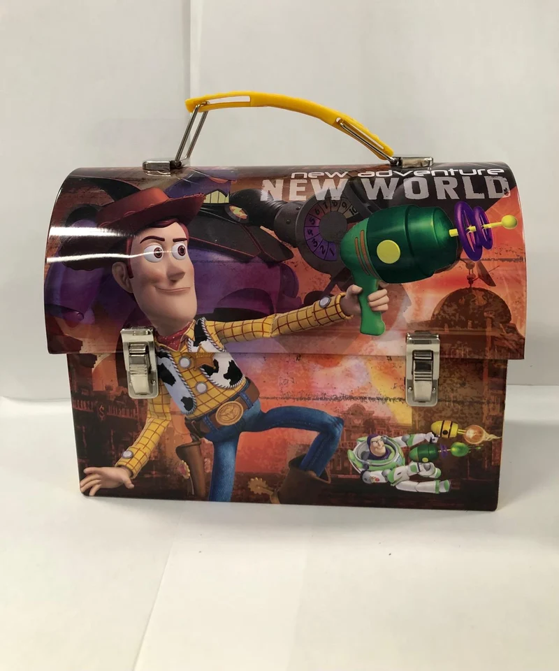 Disney Toy Story Dome Tin Lunch Box (Woody) / Boîte à lunch en métal en forme de dôme (Woody)