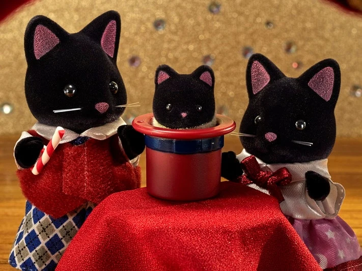 Calico Critters Midnight Cat Family Set with Four Collectible Figures