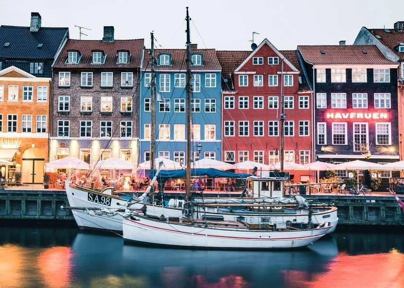 Ravensburger Scandinavian Places Copenhagen Denmark 1000 Piece Jigsaw Puzzle