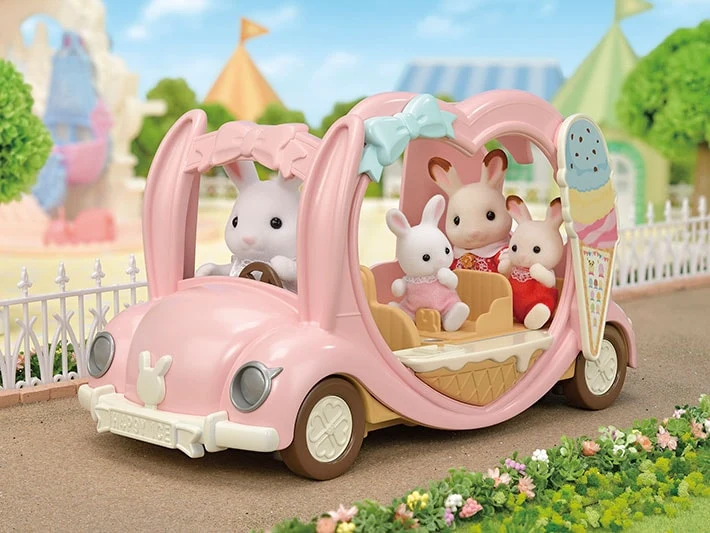 Calico Critters Ice Cream Van Playset with 30 Plus Accessories