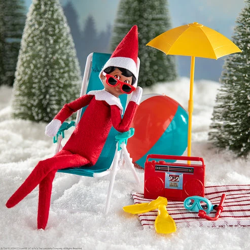 Elf on the Shelf: Polar Props™ Beach Vacation Set