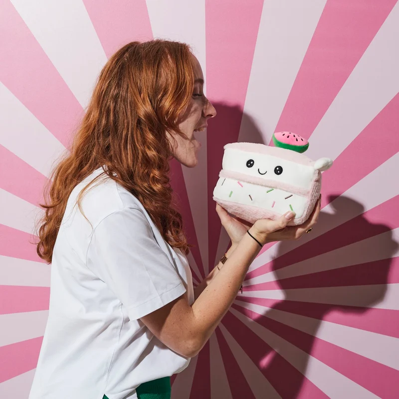PELUCHE PART DE GATEAU