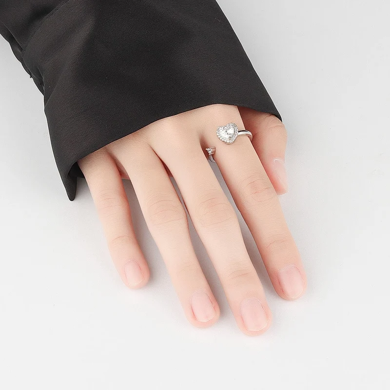 Bague rotative cœur ornementée