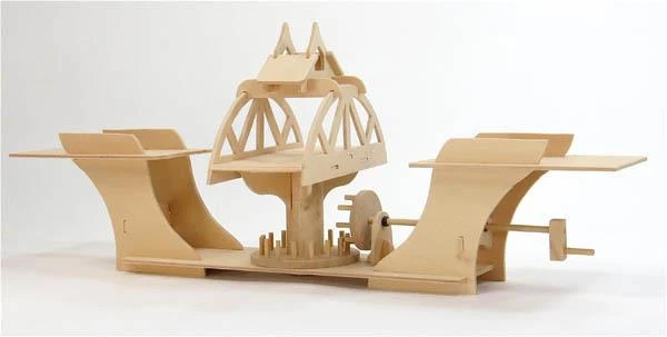Pathfinders Wooden Swing Bridge / Pathfinders Pont tournant en bois