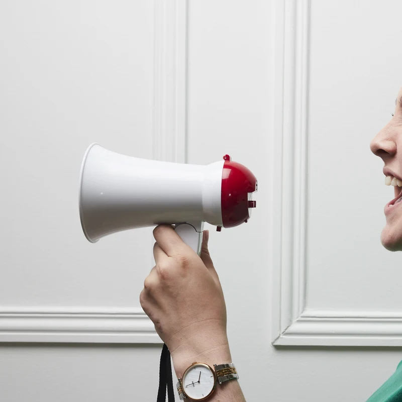 MEGAPHONE