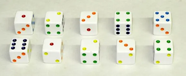 Dice Rainbow Spotted Set of 5 - Ensemble de 5 dés arc-en-ciel à pois