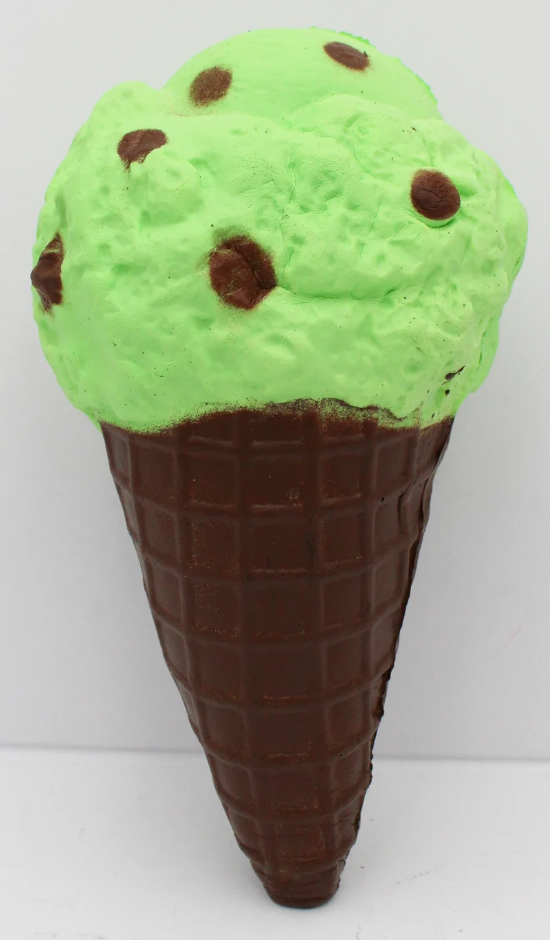 Grin Studios Amazing Squishee Food Mint Chip Cone 7.5x9.5in