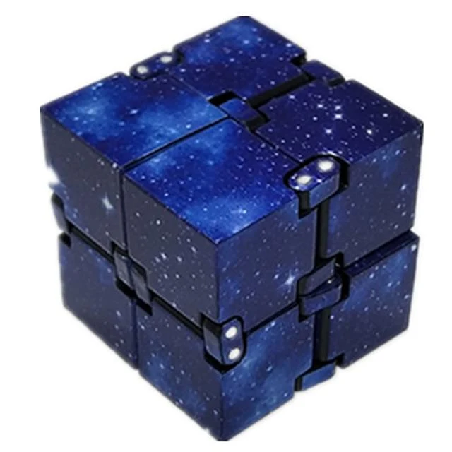 Cube galactique infini