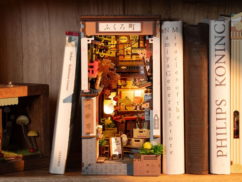 Book Nook - Pièce miniature - Sakura Wine Alley - ROLIFE