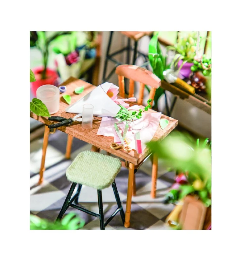 DIY Miniature: Emily's Flower Shop