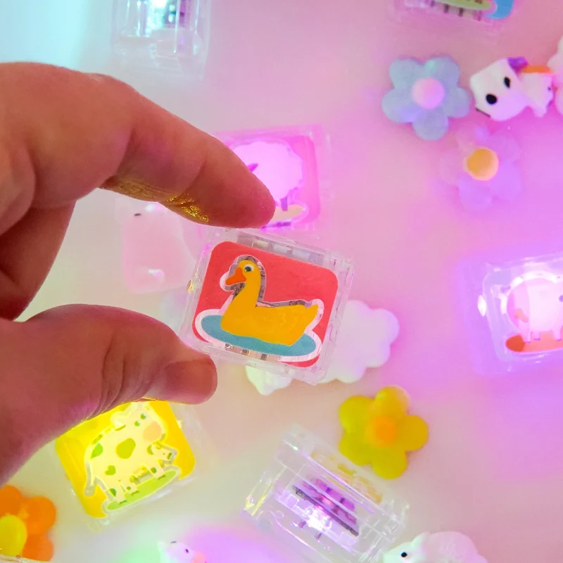 Glo Pals Farm Light-Up Cubes 6-Pack Sensory Toy