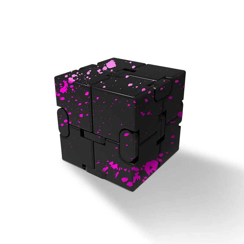 Cube infini antistress métal noir rouge