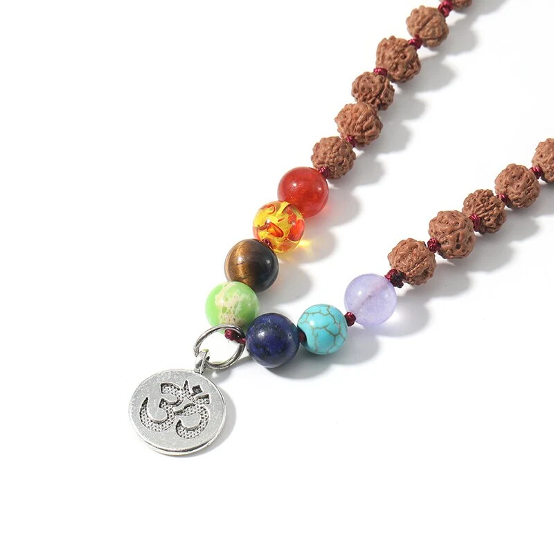 Collier Rudraksha avec pendentif OM