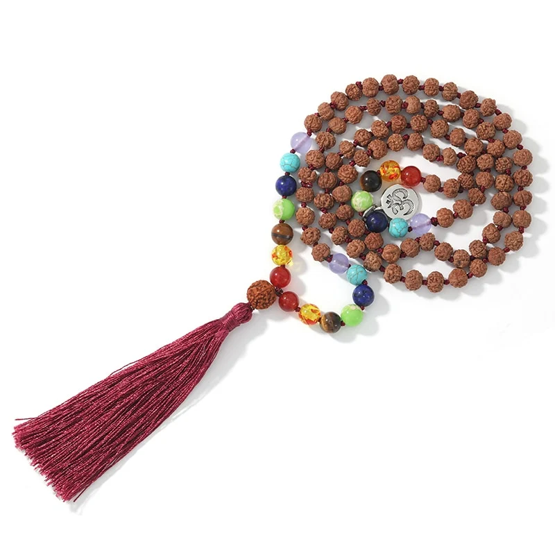 Collier Rudraksha avec pendentif OM