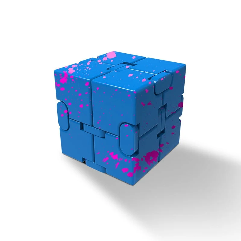 Cube infini antistress métal noir