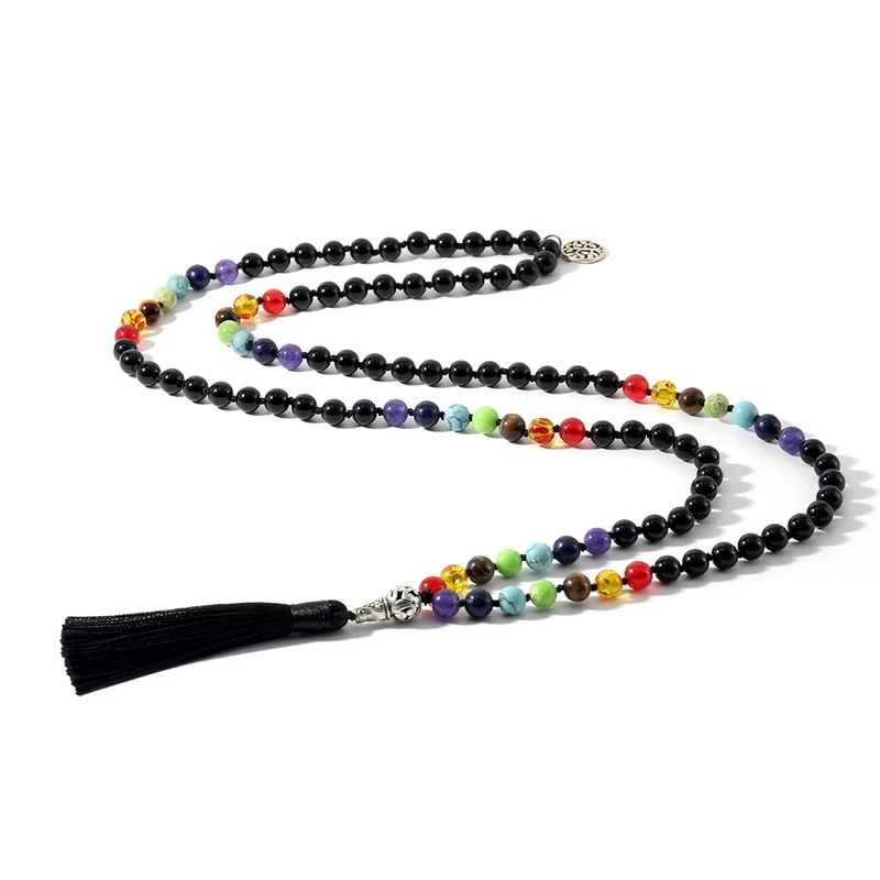 Collier perlé des 7 chakras