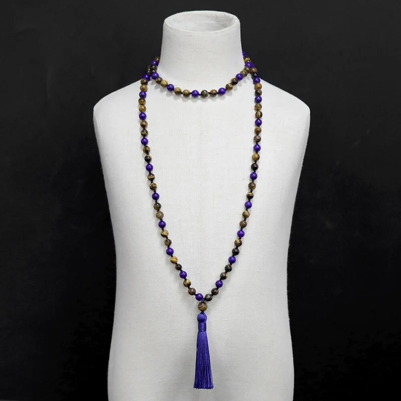 Collier long en perles Mala en Lapis Lazuli et œil de tigre jaune