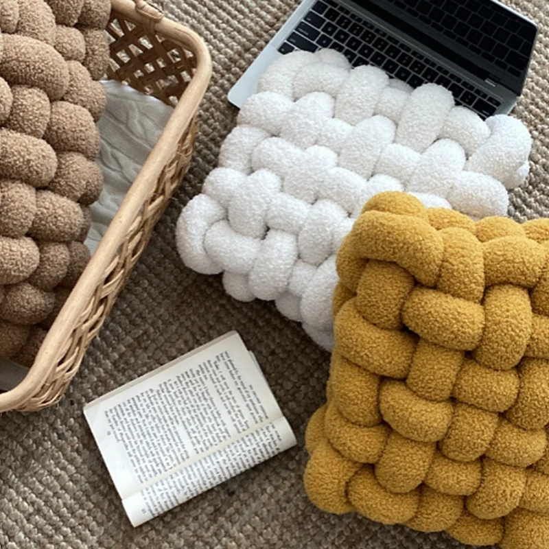 Coussin de Méditation Nordique en Forme de Nœud Doux