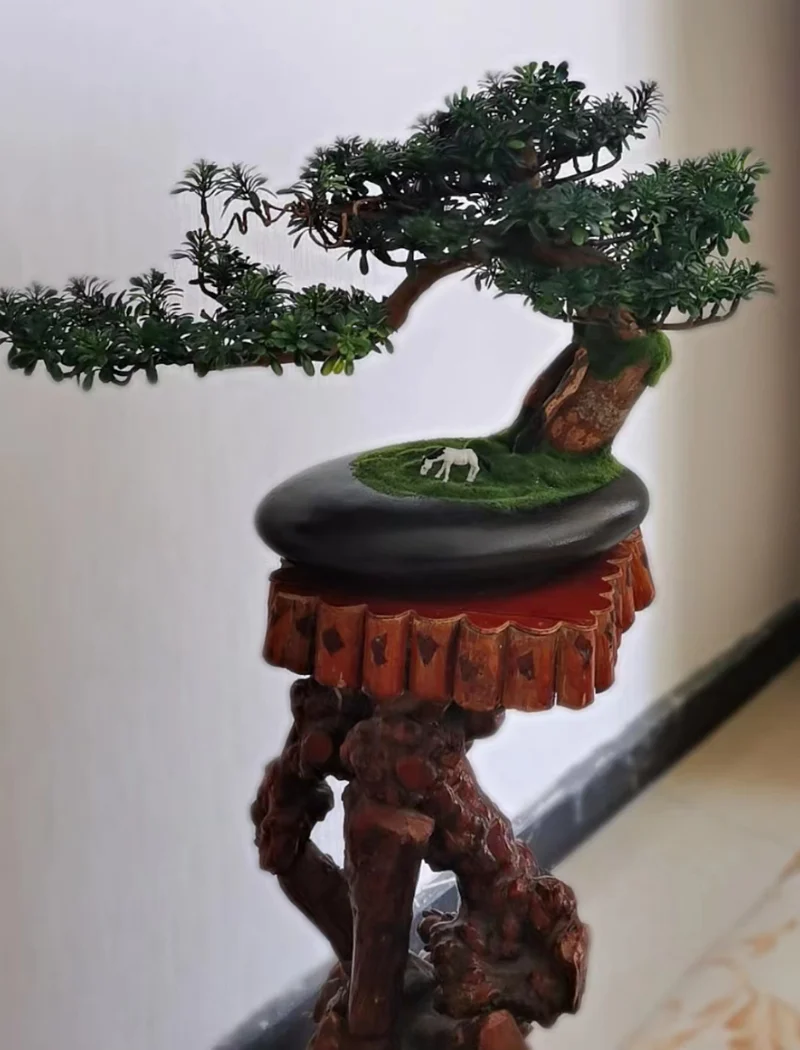 Bonsaï artificiel de style zen