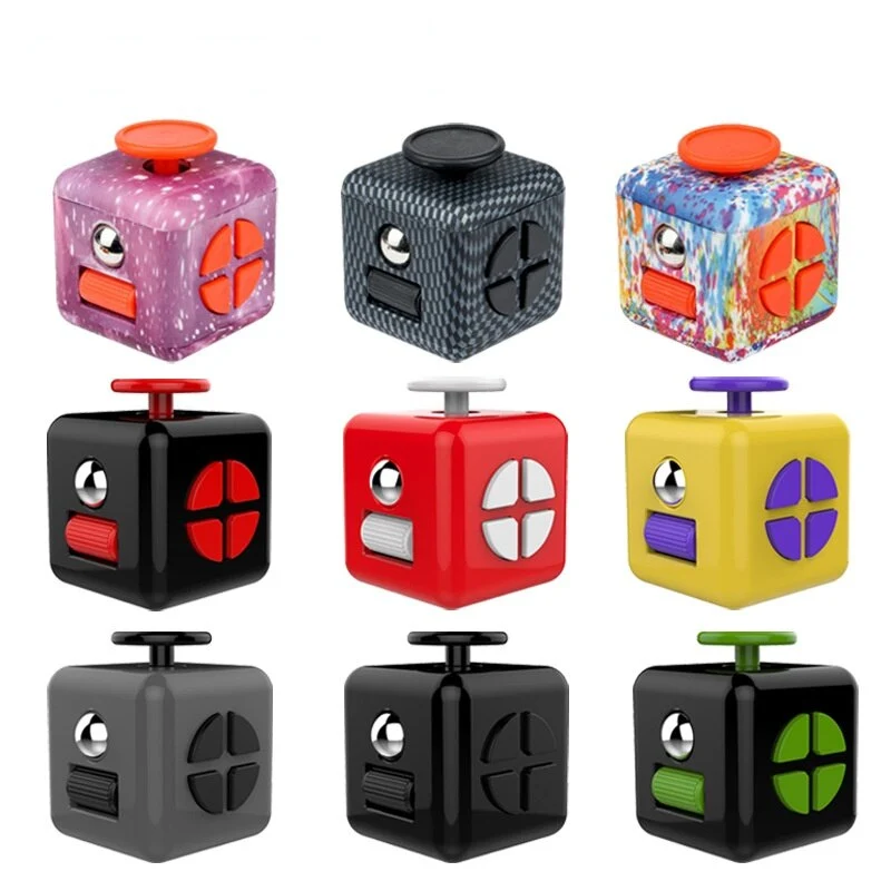Cube Antistress Multiboutons Fingertoy vert
