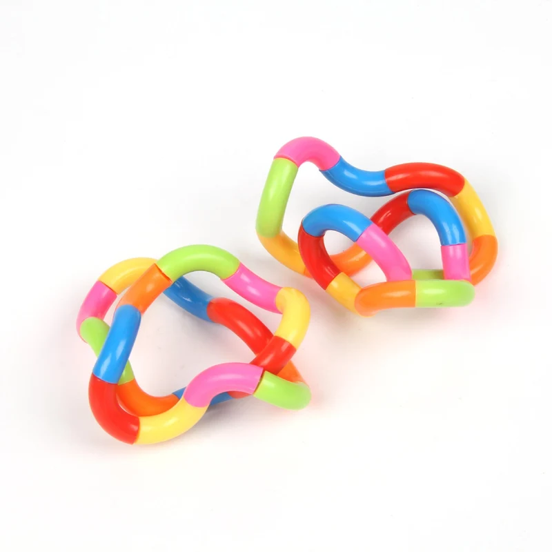 Tangle infini rouge