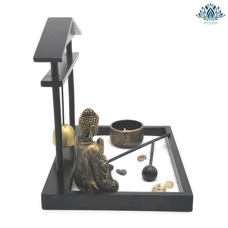Jardin zen miniature avec bouddha