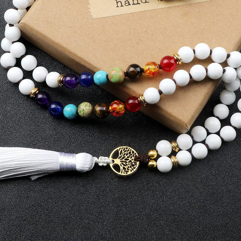 Collier mantra 108 pierres blanches