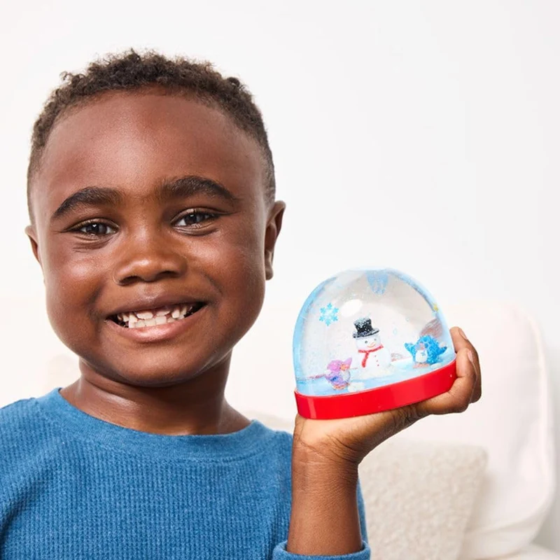 Myo Snow Globe Holiday