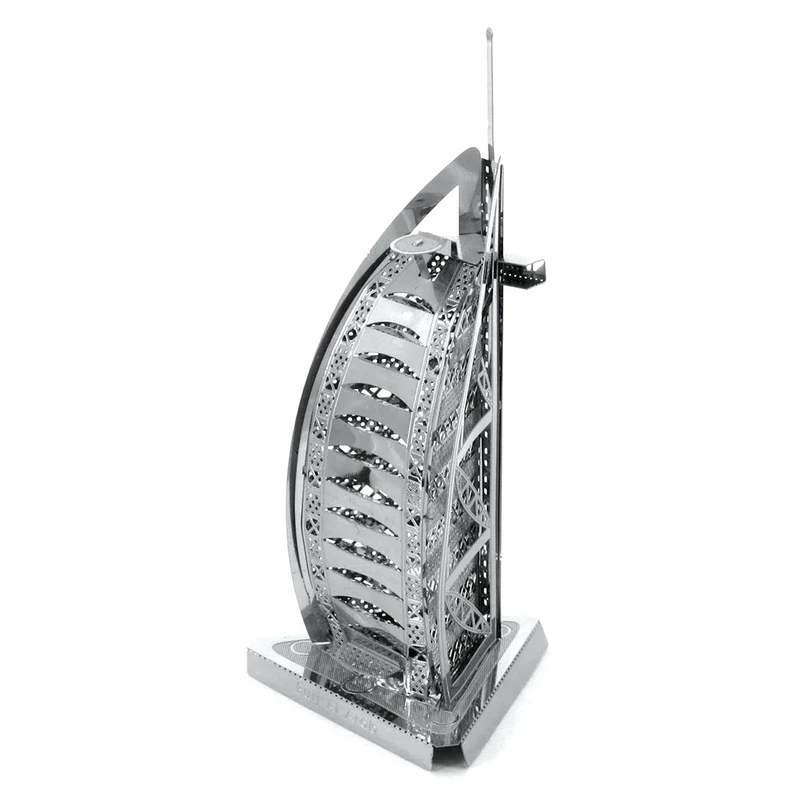 Metal Earth Burj Al Arab Metal 3D Model / Metal Earth Modèle 3D en métal du Burj Al Arab