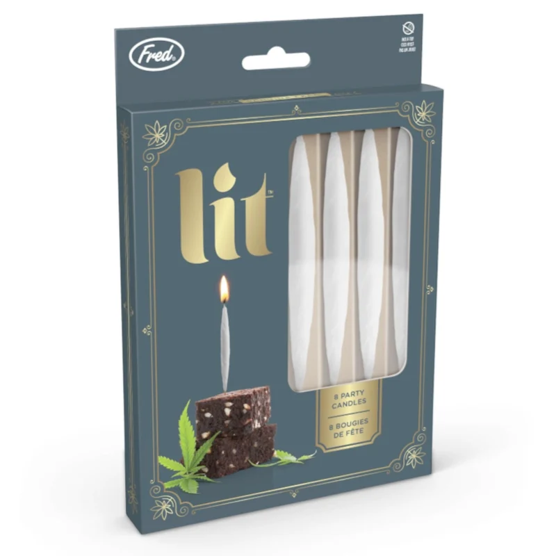 Lit - 8 party candles-