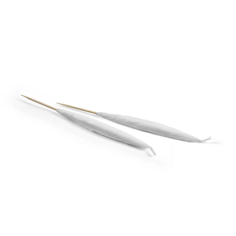 Lit - 8 party candles-