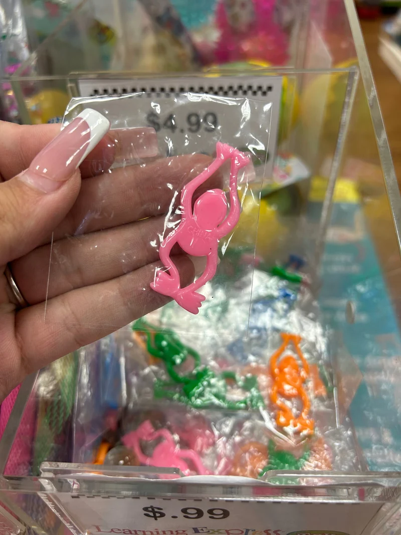 Stretchy Flying Frog Singles