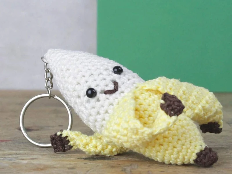 Kit crochet - Pendentif sac / porte clé - Banane