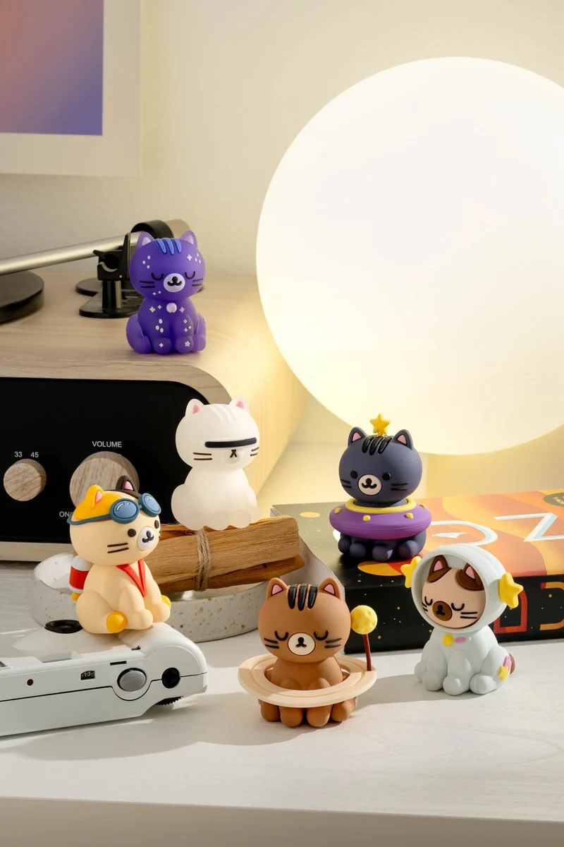 Smoko's Astro Cats Blind Box Figure (1 Box)